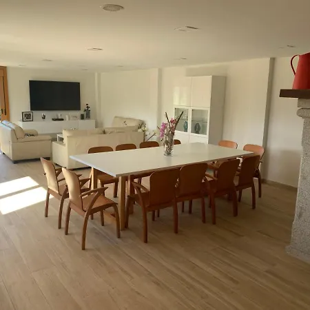 Chalet Playa De Bastiagueiro Олейрос