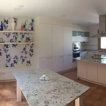 Дом отдыха Chalet Playa De Bastiagueiro Олейрос