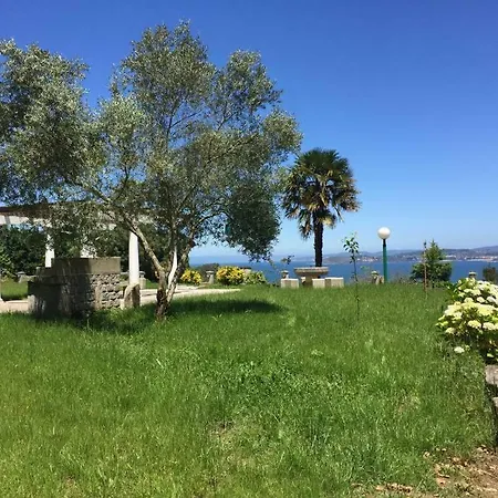 Chalet Playa De Bastiagueiro *